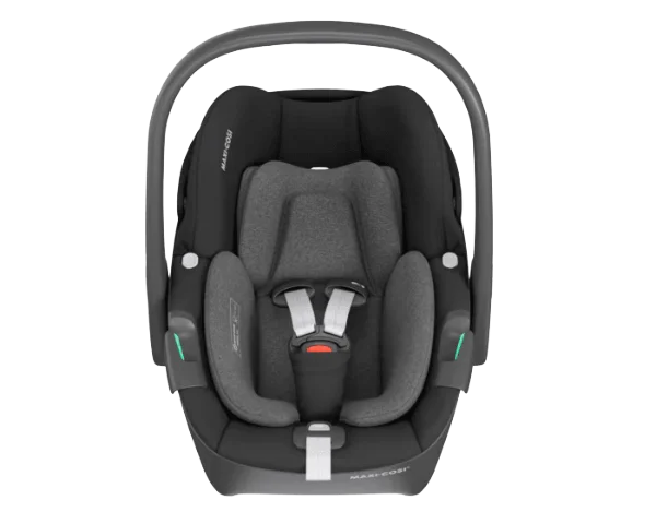 Hyr det i-Size kompatibla babyskyddet Maxi-Cosi Pebble 360 med G-CELL sidokollisionsteknik av Parently