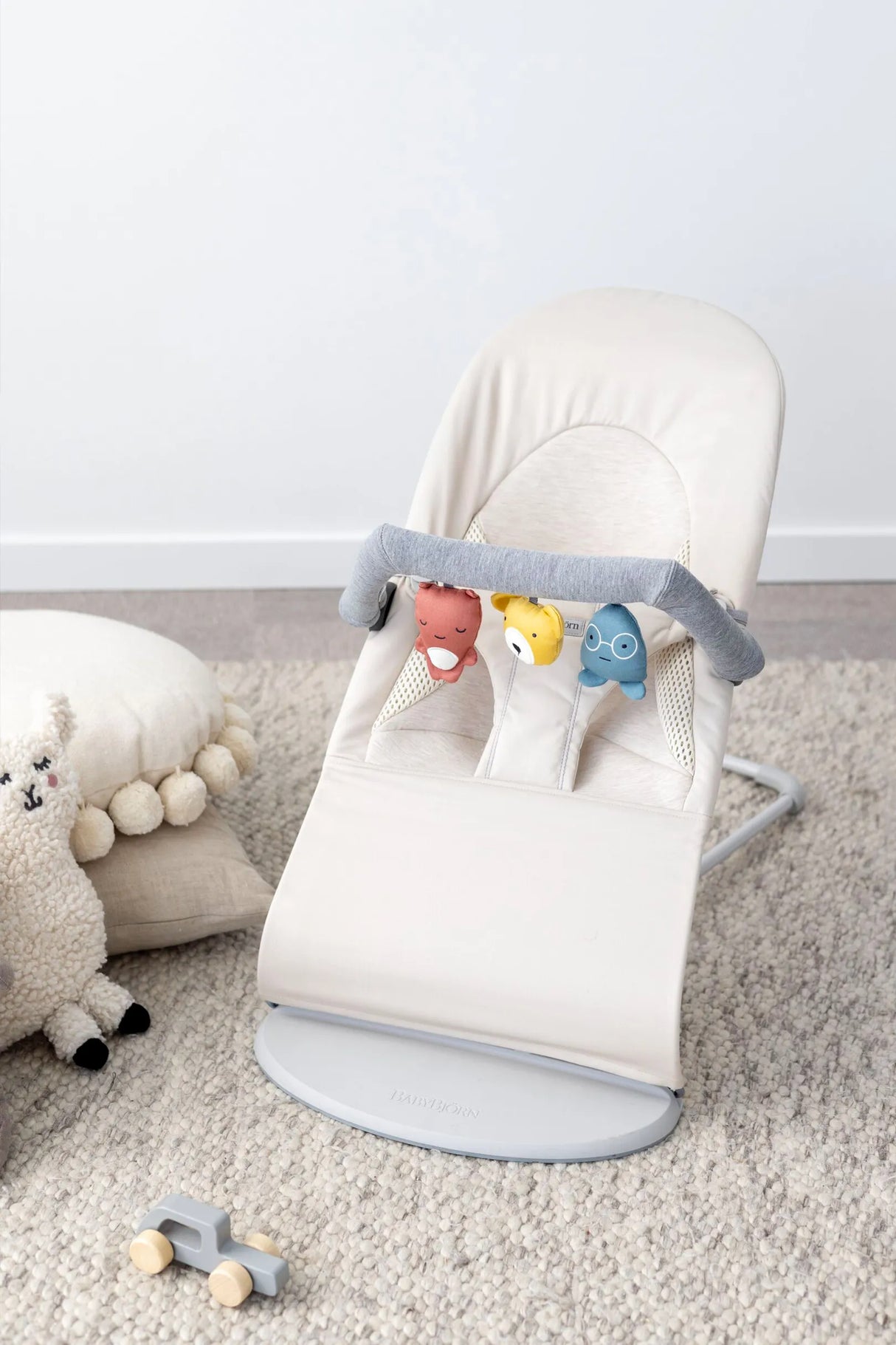 BabyBjörn Toy for Bouncer – Soft Friends