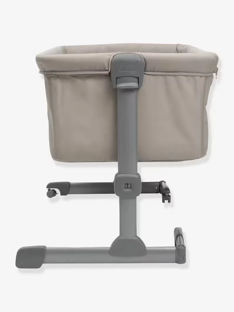 Chicco Next2Me Essential Bedside Crib