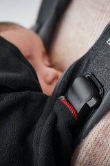Hyr Överdrag till BabyBjörn Bärsele med mjuk fleece hos Parently