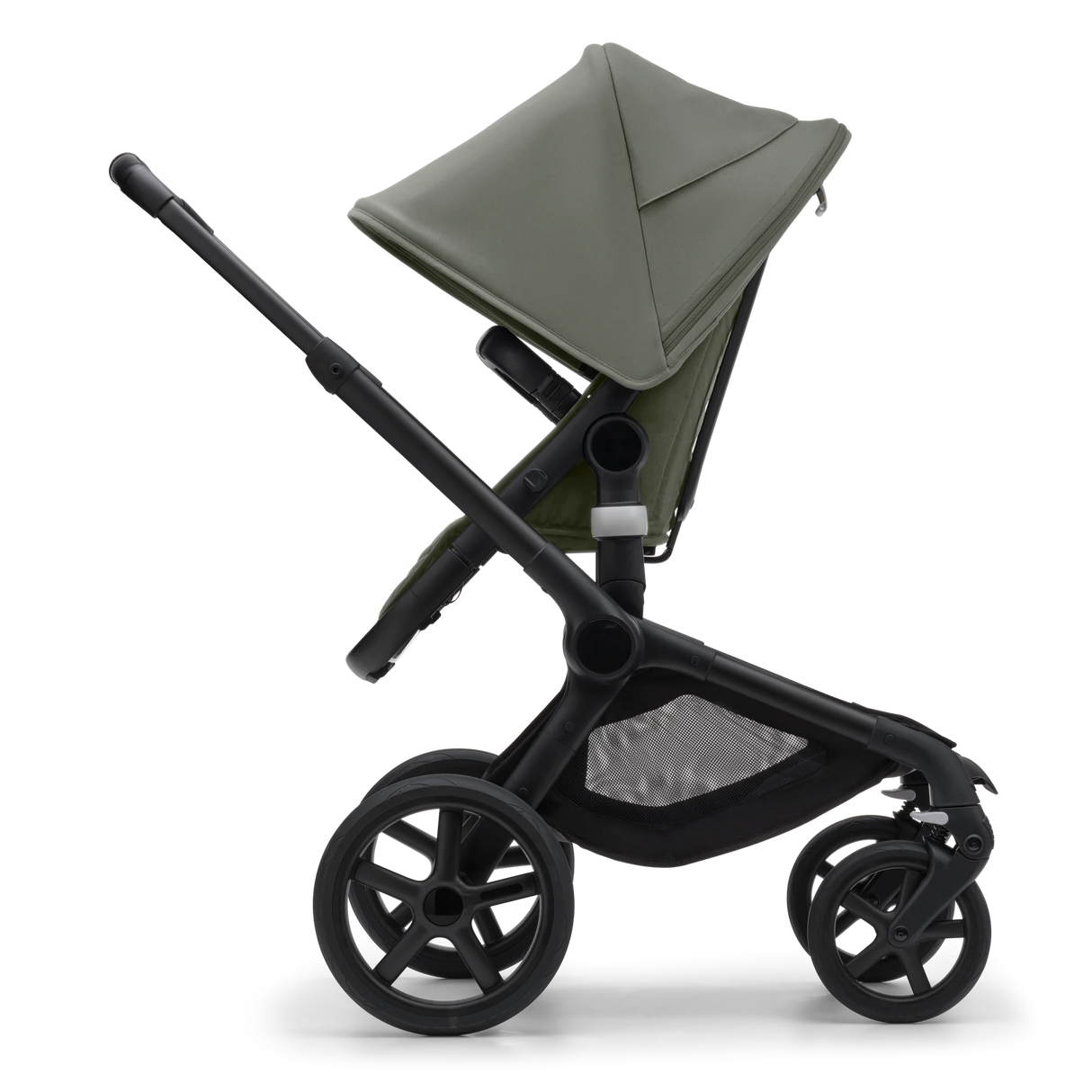 Duovagnen Bugaboo Fox 5 i skogsgrön med sittdelen