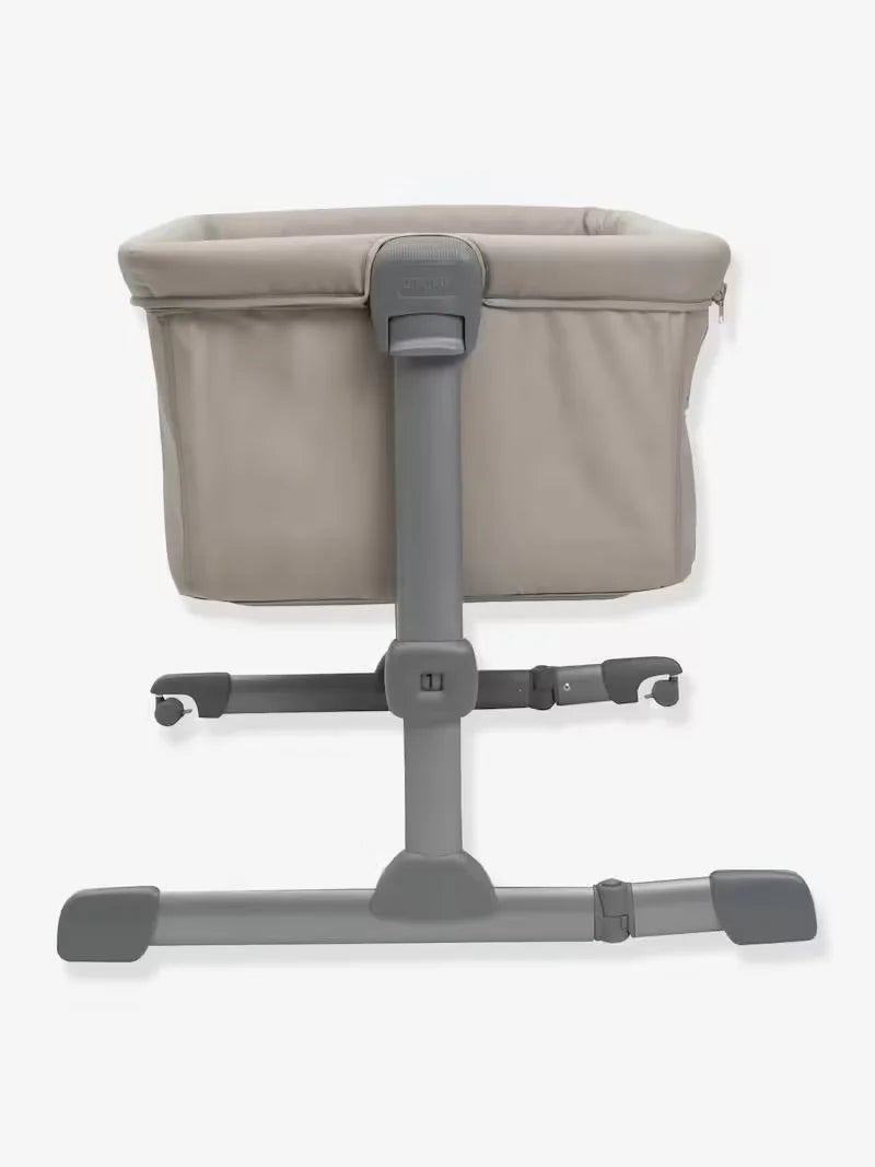 Chicco Next2Me Essential Bedside Crib